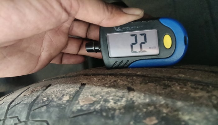 2023 Maruti Dzire VXI, Petrol, Manual, 32,671 km, tyre