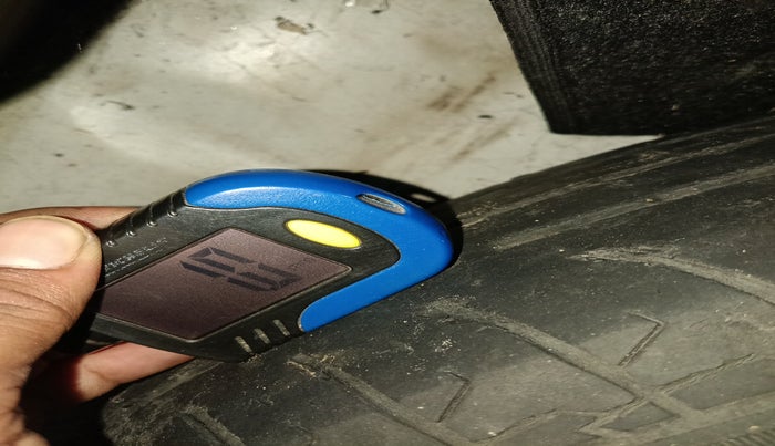 2023 Maruti Dzire VXI, Petrol, Manual, 32,671 km, tyre