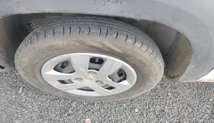 2015 Renault Kwid RXT 0.8, Petrol, Manual, 53,319 km, tyre