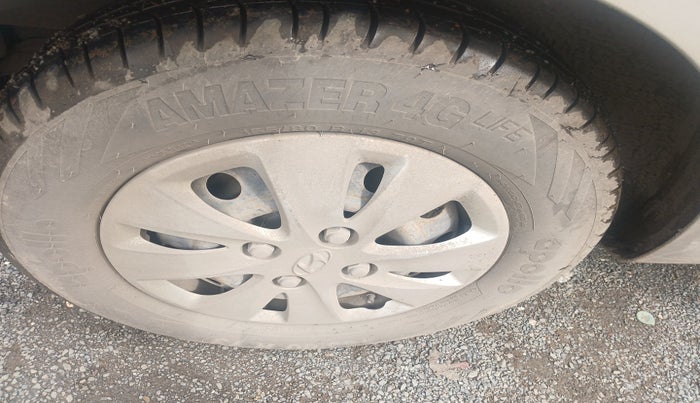 2011 Hyundai i10 MAGNA 1.2, Petrol, Manual, 30,741 km, tyre