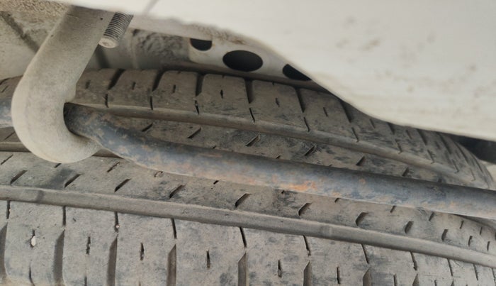 2021 Maruti Ertiga VXI CNG, Petrol, Manual, 1,02,613 km, tyre