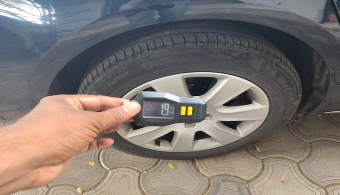 2013 Audi A8L 3.0 TDI quattro, Diesel, Automatic, 87,747 km, tyre