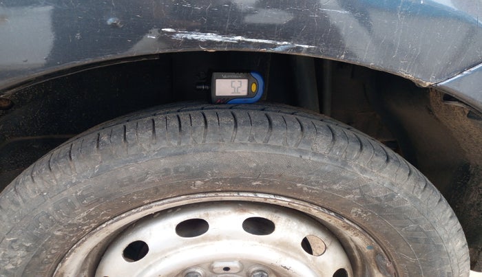 2015 Tata Bolt XE REVOTRON, Petrol, Manual, 79,860 km, tyre