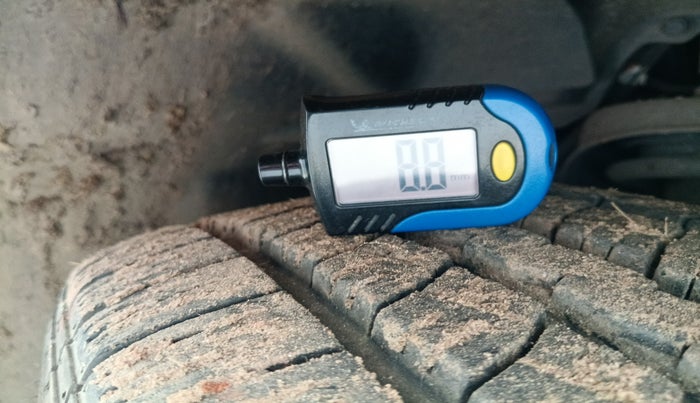 2016 Mahindra Scorpio S10, Diesel, Manual, 93,551 km, tyre