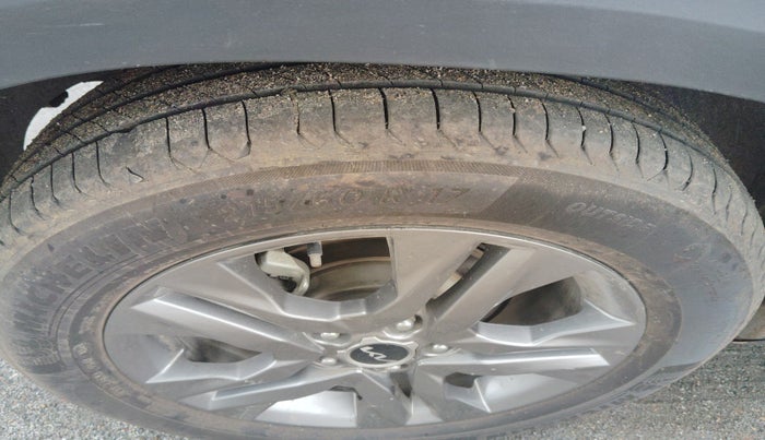 2021 KIA SELTOS HTX 1.5 DIESEL, Diesel, Manual, 73,779 km, tyre