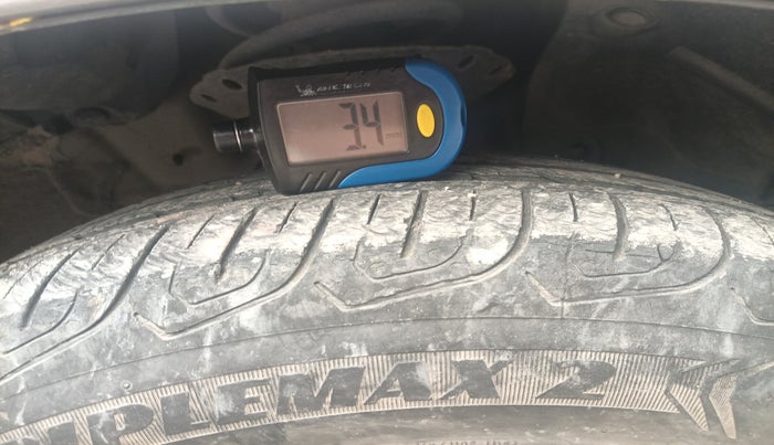 2015 Honda Jazz 1.2L I-VTEC V, Petrol, Manual, 48,342 km, tyre