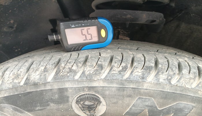 2023 Hyundai VENUE SX (O) 1.0 TURBO DCT, Petrol, Automatic, 16,349 km, tyre