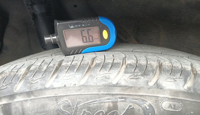 2023 Hyundai VENUE SX (O) 1.0 TURBO DCT, Petrol, Automatic, 16,349 km, tyre