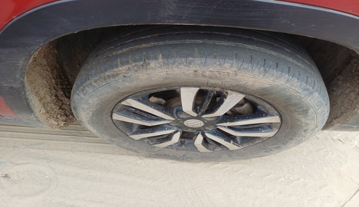 2017 Maruti Vitara Brezza VDI (O), Diesel, Manual, 77,882 km, tyre