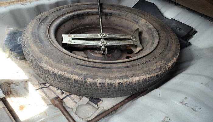 2011 Honda City 1.5L I-VTEC E MT, Petrol, Manual, 58,993 km, tyre