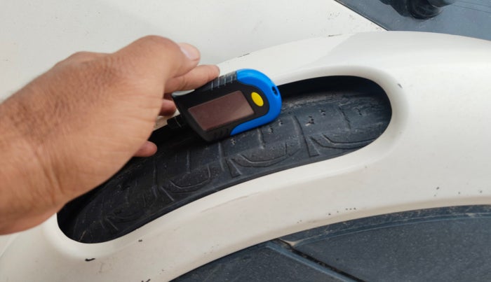 2016 Mahindra NUVOSPORT N8, Diesel, Manual, 1,37,028 km, tyre