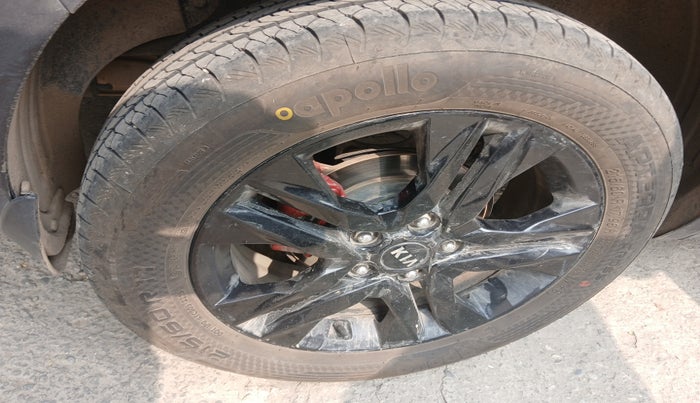 2020 KIA SELTOS HTX PLUS 1.5 DIESEL, Diesel, Manual, 2,21,886 km, tyre