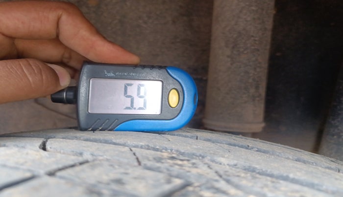 2020 Tata NEXON XE PETROL, Petrol, Manual, 71,999 km, tyre