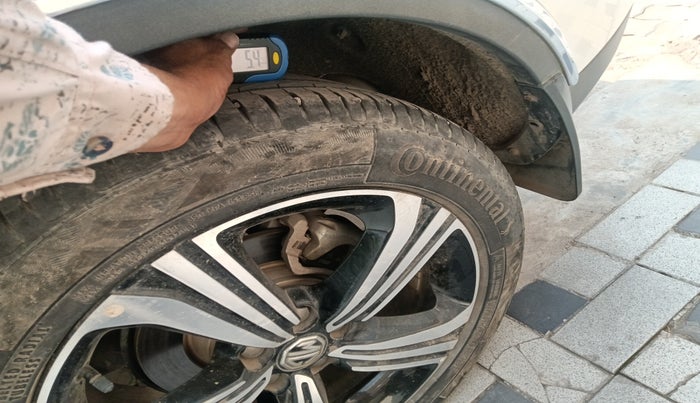 2021 MG ASTOR SAVVY 1.5 CVT S RED, Petrol, Automatic, 20,449 km, tyre