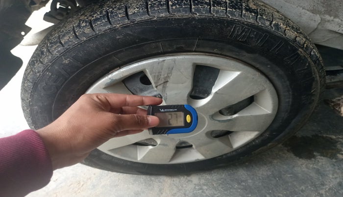 2012 Maruti Wagon R 1.0 LXI LPG, Petrol, Manual, 2,06,886 km, tyre