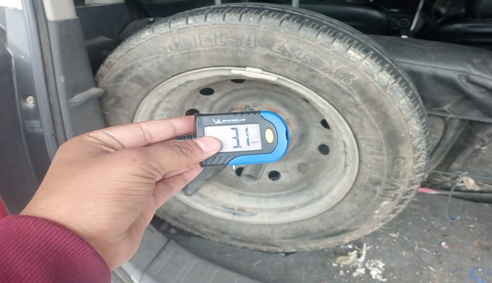 2012 Maruti Wagon R 1.0 LXI LPG, Petrol, Manual, 2,06,886 km, tyre