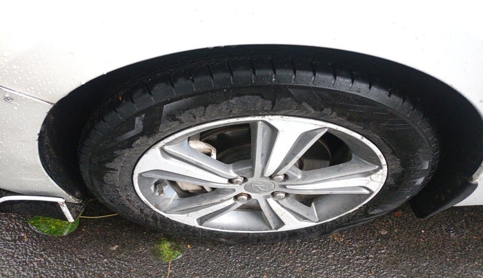 2019 Hyundai Verna 1.6 SX (O) CRDI MT, Diesel, Manual, 1,58,888 km, tyre