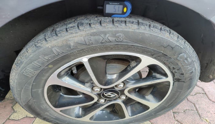 2018 Hyundai Grand i10 ASTA U2 1.2 CRDI, Diesel, Manual, 1,61,775 km, tyre