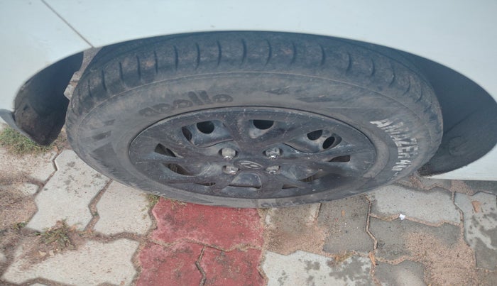 2019 Hyundai Grand i10 MAGNA 1.2 KAPPA VTVT, Petrol, Manual, 70,495 km, tyre