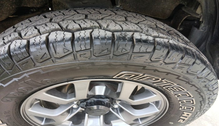 2024 Maruti JIMNY ALPHA ALL GRIP PRO AT, Petrol, Automatic, 8,896 km, tyre