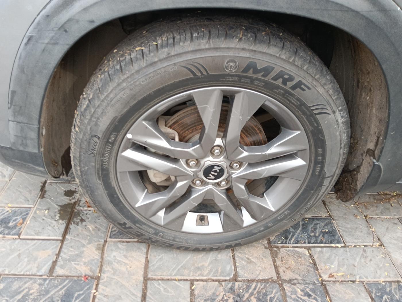 2019 KIA SELTOS HTX PLUS 1.5 DIESEL, Diesel, Manual, 1,17,894 km, tyre