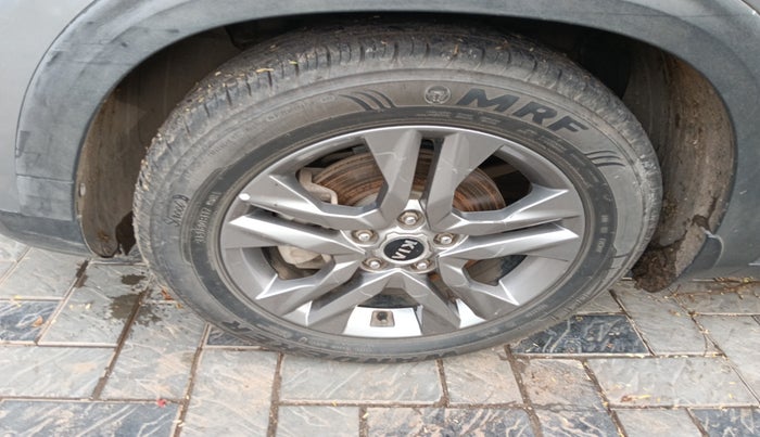 2019 KIA SELTOS HTX PLUS 1.5 DIESEL, Diesel, Manual, 1,17,894 km, tyre