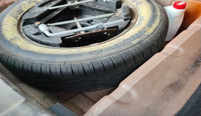 2018 Tata NEXON XZA PLUS DIESEL DUAL TONE, Diesel, Automatic, 81,487 km, tyre