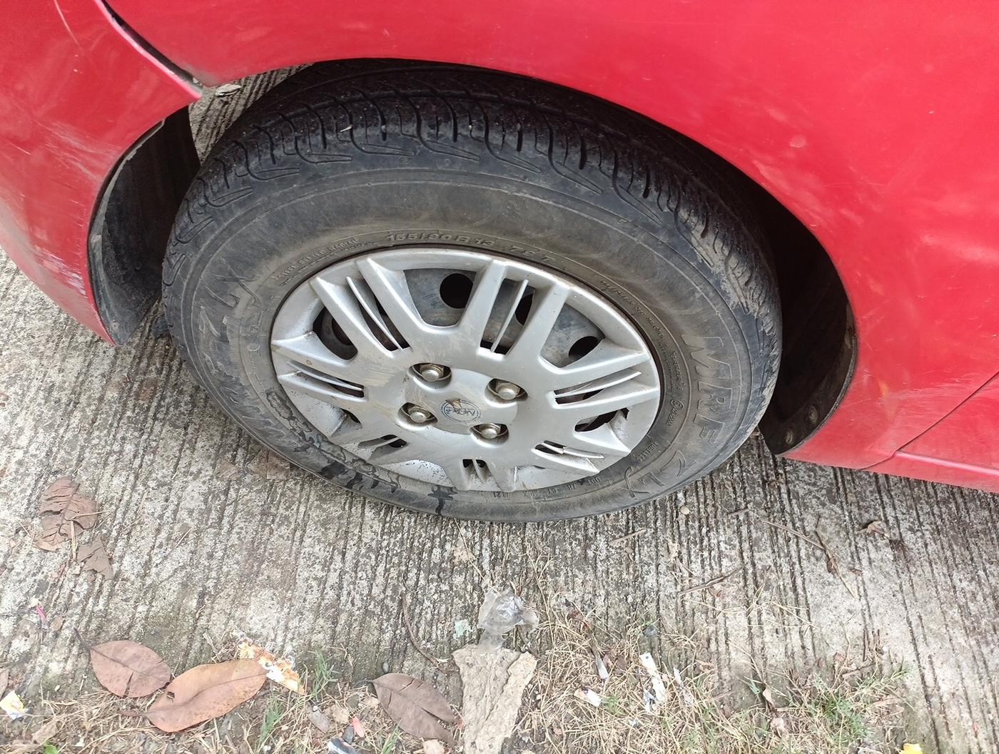 2013 Hyundai i10 MAGNA 1.2, Petrol, Manual, 46,316 km, tyre