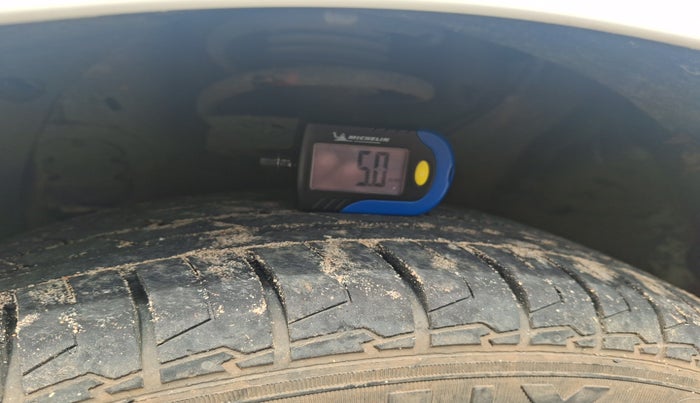 2015 Hyundai Elite i20 ASTA 1.4 CRDI, Diesel, Manual, 1,61,887 km, tyre