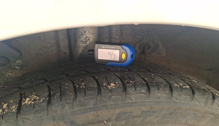 2015 Hyundai Elite i20 ASTA 1.4 CRDI, Diesel, Manual, 1,61,887 km, tyre