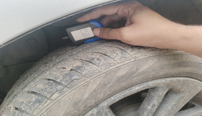 2015 Honda Jazz 1.2L I-VTEC V, Petrol, Manual, 96,563 km, tyre