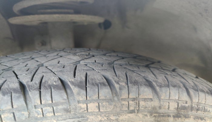 2019 Maruti Dzire VXI, Petrol, Manual, 61,986 km, tyre