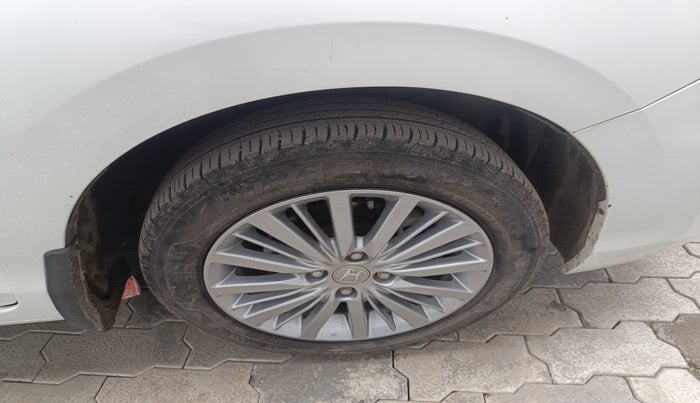 2022 Honda City 1.5L I-VTEC V CVT 5TH GEN, Petrol, Automatic, 27,026 km, tyre