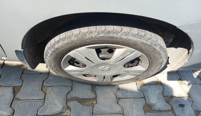 2015 Maruti Wagon R 1.0 VXI, Petrol, Manual, 43,726 km, tyre