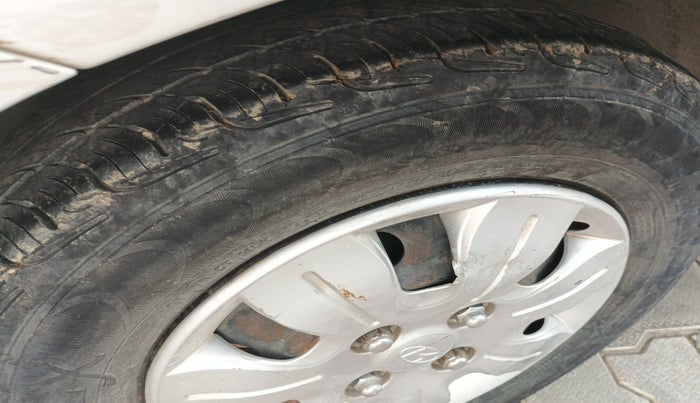 2010 Hyundai i10 SPORTZ 1.2, Petrol, Manual, 84,762 km, tyre