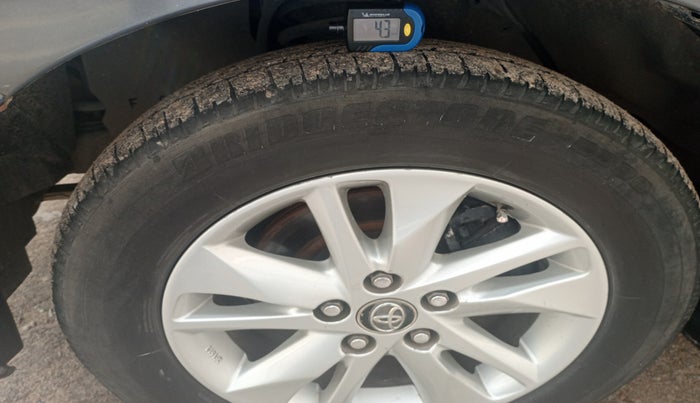 2019 Toyota Innova Crysta 2.4 G 7 STR, Diesel, Manual, 1,38,681 km, tyre