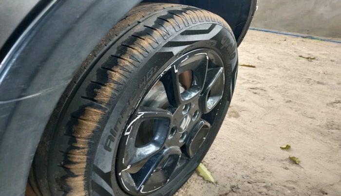 2018 Maruti IGNIS ZETA 1.2, Petrol, Manual, 96,187 km, tyre