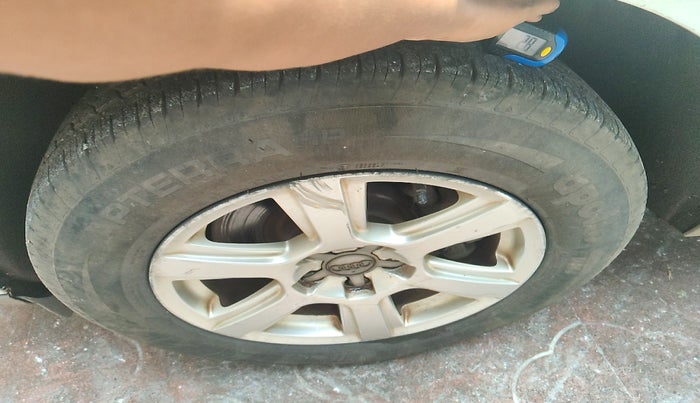 2010 Audi Q5 3.0 TDI QUATTRO, Diesel, Automatic, 11,00,000 km, tyre