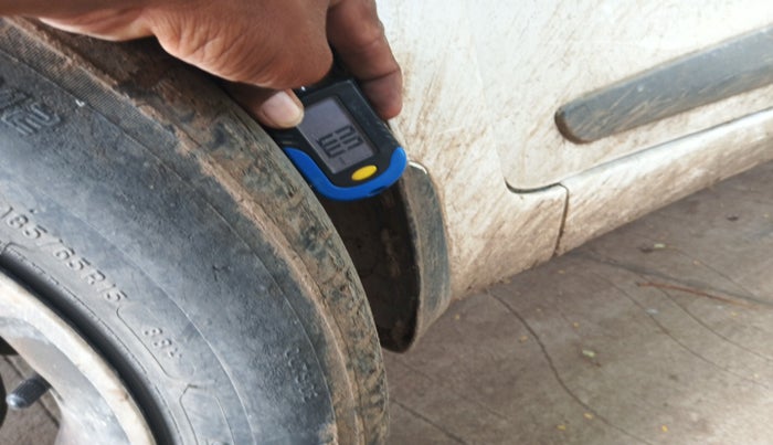 2014 Hyundai Xcent SX 1.1 CRDI (O), Diesel, Manual, 79,443 km, tyre