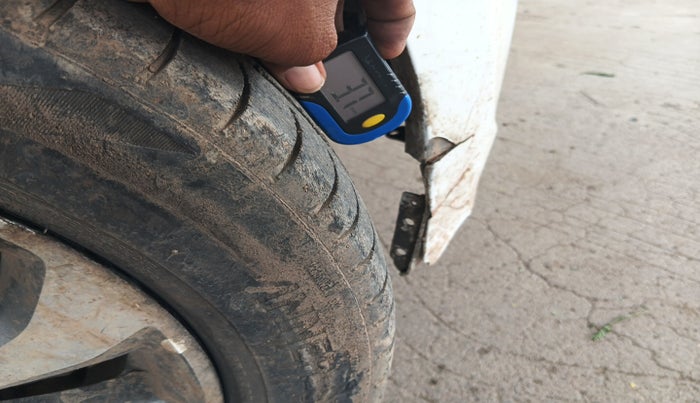 2014 Hyundai Xcent SX 1.1 CRDI (O), Diesel, Manual, 79,443 km, tyre