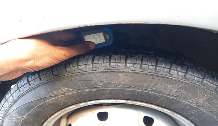 2012 Maruti Alto LXI CNG, Petrol, Manual, 1,62,000 km, tyre