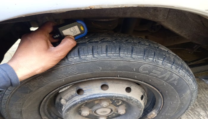 2012 Maruti Alto LXI CNG, Petrol, Manual, 1,62,000 km, tyre