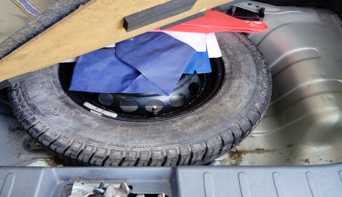 2016 Maruti Alto 800 VXI, Petrol, Manual, 67,661 km, tyre