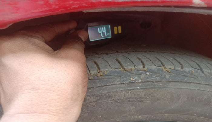 2018 Maruti Swift VXI, Petrol, Manual, 86,199 km, tyre