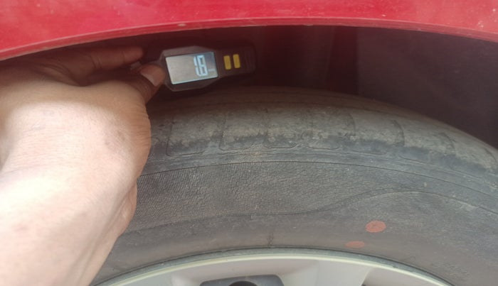2018 Maruti Swift VXI, Petrol, Manual, 86,199 km, tyre