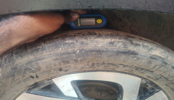 2021 Nissan MAGNITE XV MT, Petrol, Manual, 1,03,219 km, tyre