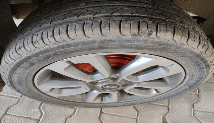 2015 Hyundai i20 Active 1.2 S, Petrol, Manual, 72,368 km, tyre