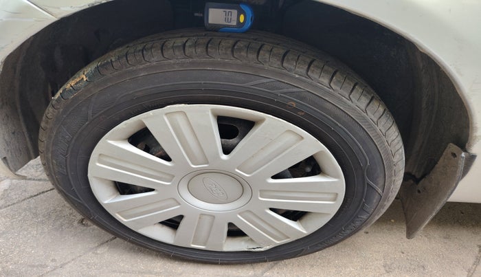 2010 Ford Figo ZXI 1.2 PETROL, Petrol, Manual, 84,407 km, tyre