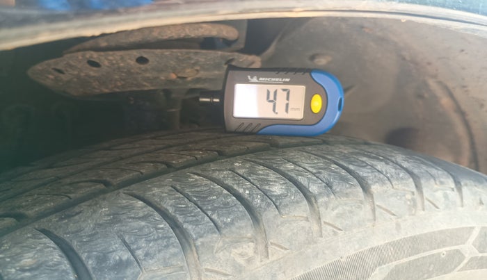 2012 Honda Jazz 1.2L I-VTEC X, Petrol, Manual, 1,52,484 km, tyre