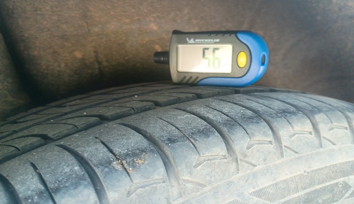 2012 Honda Jazz 1.2L I-VTEC X, Petrol, Manual, 1,52,484 km, tyre